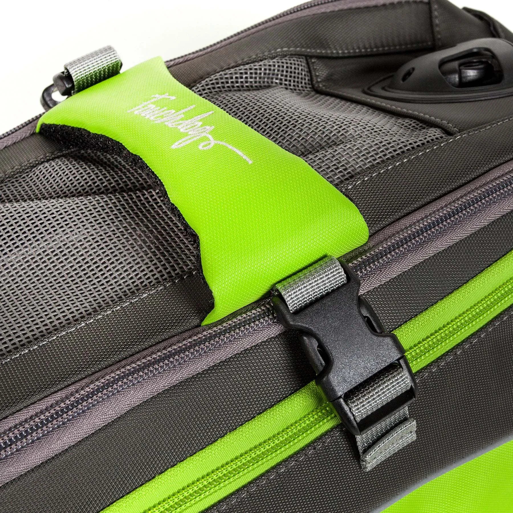 airline-approved dog carrier Explorer